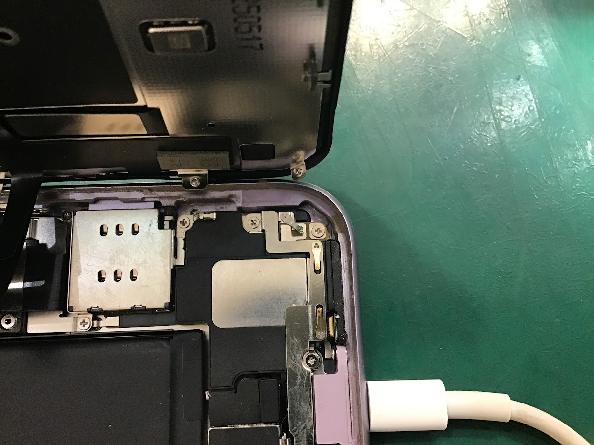 iPhone11ならデータそのまま修理可能なスマホ修理工房セレオ甲府店へ！
